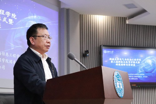 m1541180696243101.jpg IMG_7817.jpg